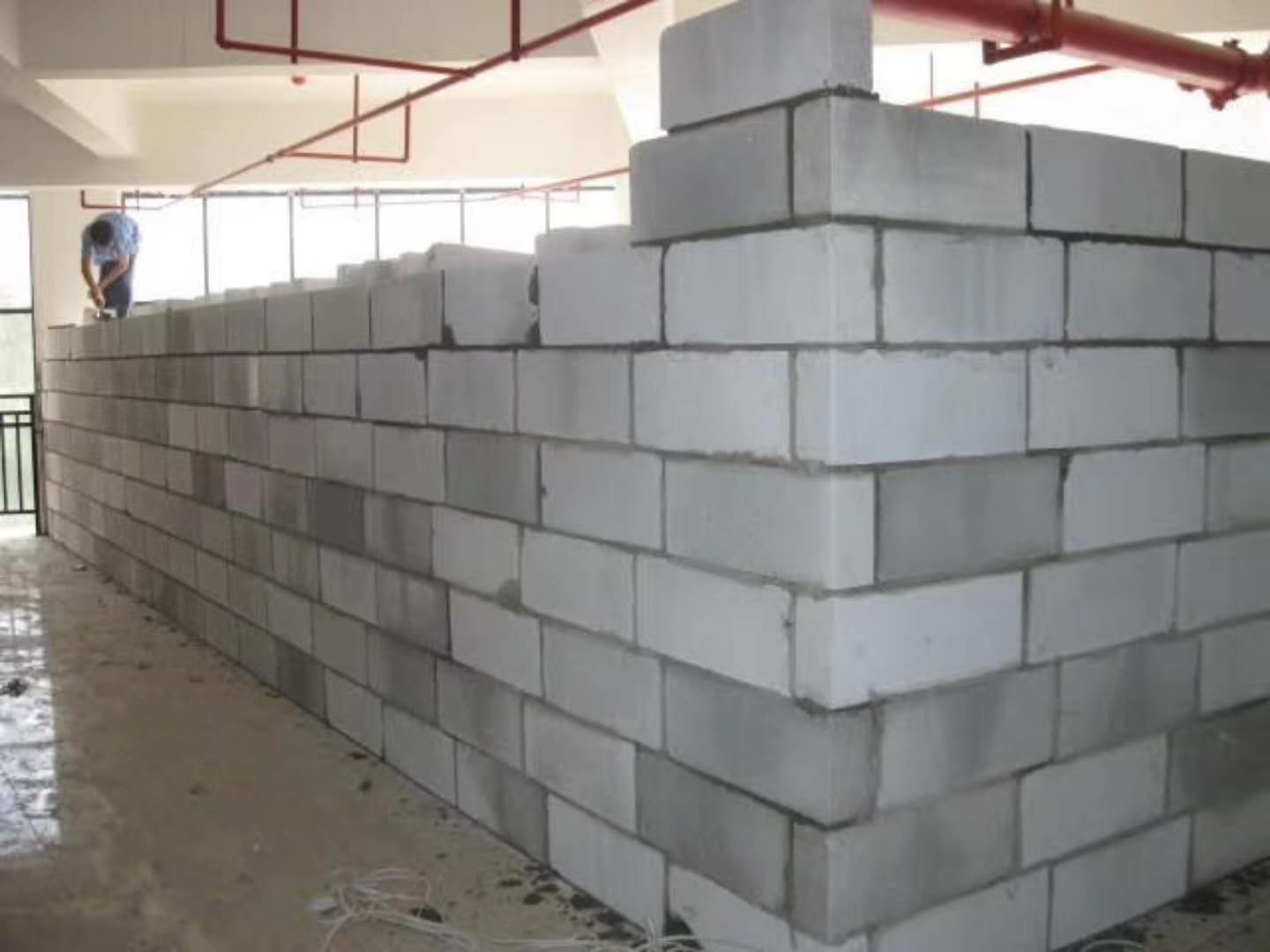 永修蒸压加气混凝土砌块承重墙静力和抗震性能的研究